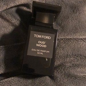 Tom Ford Oud Wood fragrance